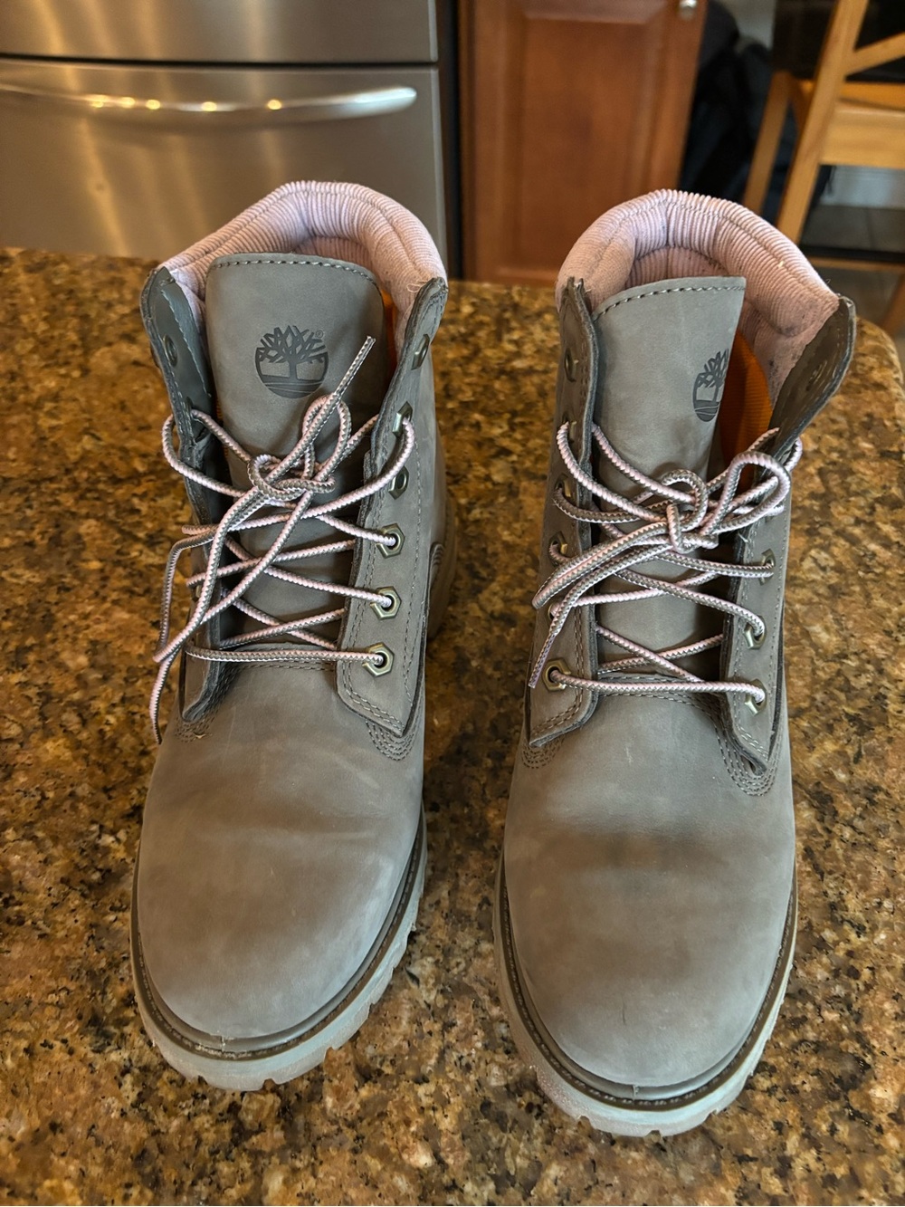 Timberland Women,s Gray Leather Lace-Up Work Boots with light purple trim